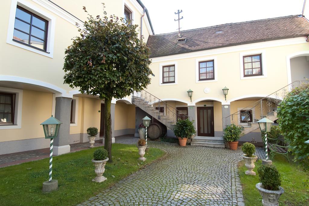Hotel Biedermeier Hof Schärding Extérieur photo